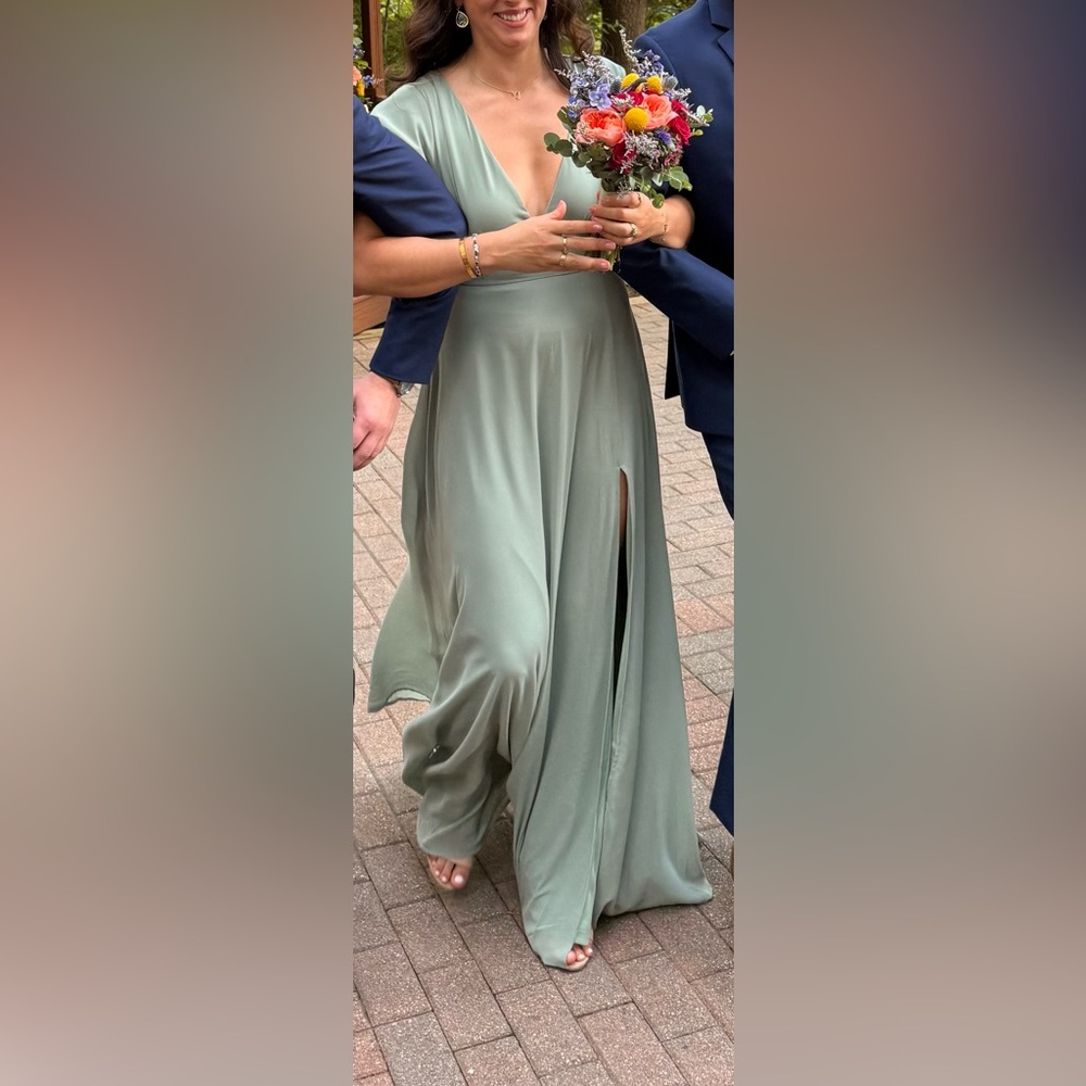 Elegant Sage Green Maxi Dress